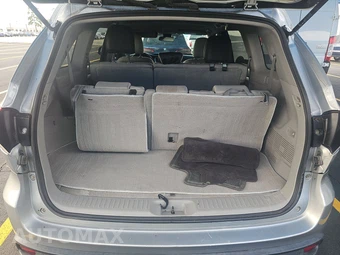 2017 Toyota Highlander LE – miniatura 17