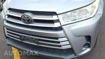 2017 Toyota Highlander LE – miniatura 20