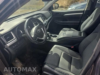 2017 Toyota Highlander LE Plus – miniatura 13
