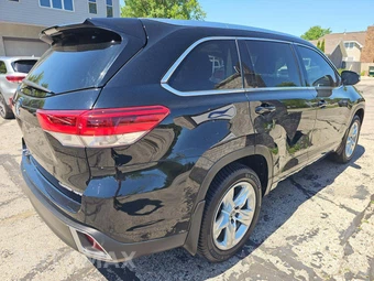 2017 Toyota Highlander Limited - miniatura 3