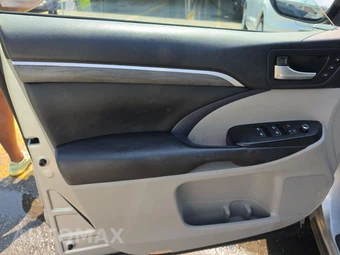 2017 Toyota Highlander Limited Platinum – miniatura 9