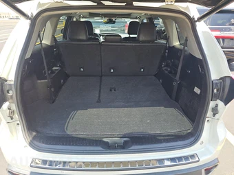 2017 Toyota Highlander Limited Platinum – miniatura 16