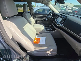 2017 Toyota Highlander Limited Platinum – miniatura 8