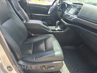 2017 Toyota Highlander Limited Platinum - miniatura 8