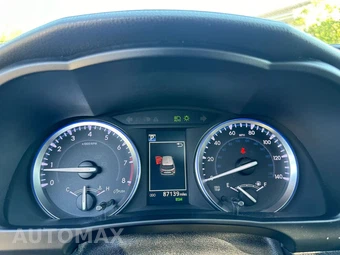 2017 Toyota Highlander SE – miniatura 24