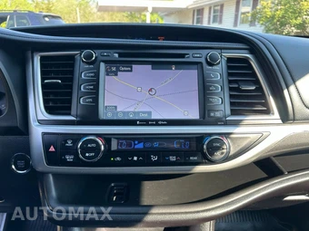 2017 Toyota Highlander SE – miniatura 25