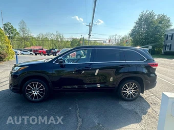 2017 Toyota Highlander SE – miniatura 8