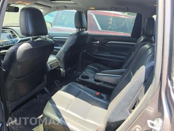 2017 Toyota Highlander SE - miniatura 13