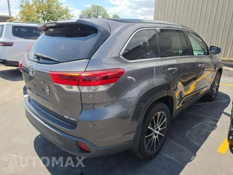 2017 Toyota Highlander SE - miniatura 3