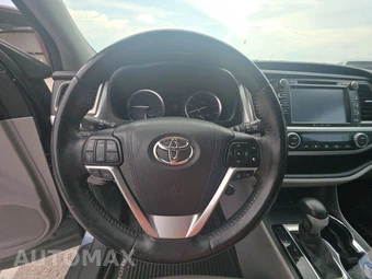 2017 Toyota Highlander SE - miniatura 10