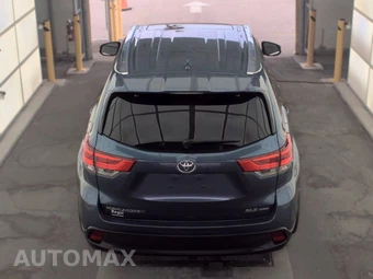 2017 Toyota Highlander SE - miniatura 5