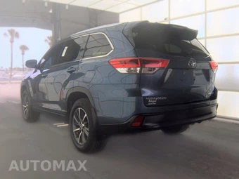 2017 Toyota Highlander SE - miniatura 6