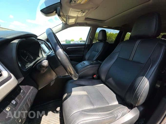 2017 Toyota Highlander SE – miniatura 3