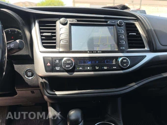 2017 Toyota Highlander SE – miniatura 7
