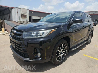 2017 Toyota Highlander SE