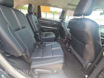 2017 Toyota Highlander SE – miniatura 16