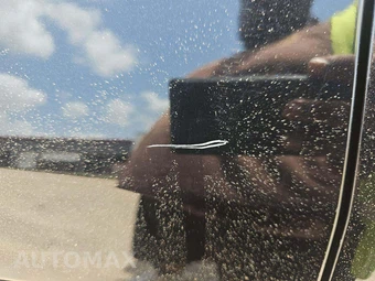 2017 Toyota Highlander SE – miniatura 24