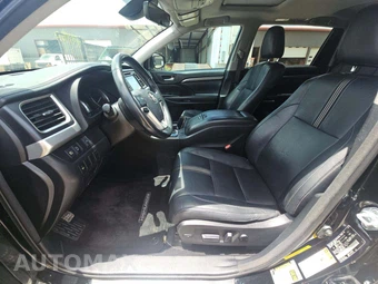 2017 Toyota Highlander SE – miniatura 6