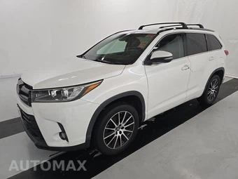 2017 Toyota Highlander SE
