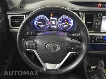 2017 Toyota Highlander SE - miniatura 10