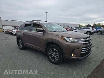 2017 Toyota Highlander XLE – miniatura 4