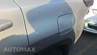 2017 Toyota Highlander XLE – miniatura 32