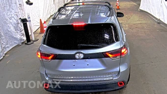 2017 Toyota Highlander XLE – miniatura 5