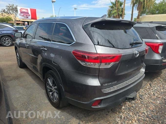 2017 Toyota Highlander XLE - miniatura 2