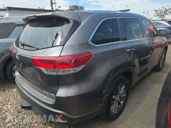 2017 Toyota Highlander XLE - miniatura 3