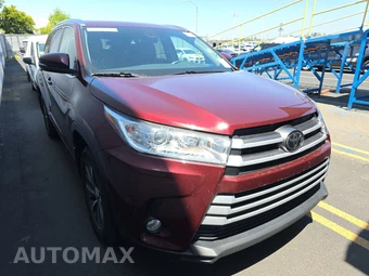 2017 Toyota Highlander XLE – miniatura 3