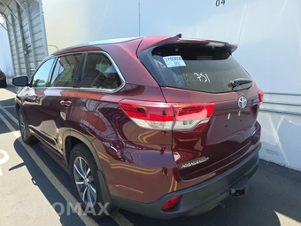2017 Toyota Highlander XLE – miniatura 6