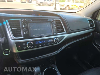 2017 Toyota Highlander XLE – miniatura 10