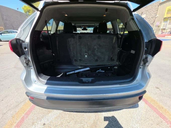 2017 Toyota Highlander XLE – miniatura 15