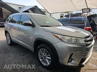 2017 Toyota Highlander XLE – miniatura 4