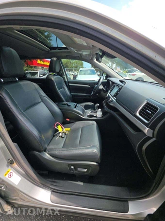 2017 Toyota Highlander XLE – miniatura 19
