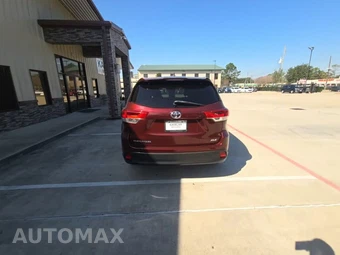 2017 Toyota Highlander XLE - miniatura 4