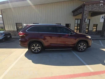2017 Toyota Highlander XLE - miniatura 5