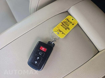 2017 Toyota Highlander XLE - miniatura 5