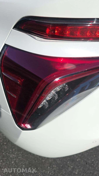 2017 Toyota Mirai – miniatura 21