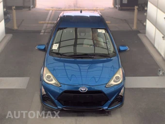 2017 Toyota Prius c Two - miniatura 2