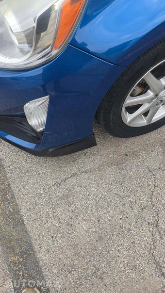 2017 Toyota Prius c Two - miniatura 28