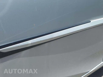 2017 Toyota Prius Four – miniatura 28
