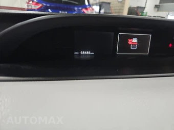 2017 Toyota Prius Prime Plus – miniatura 12