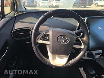 2017 Toyota Prius Prime Premium – miniatura 10