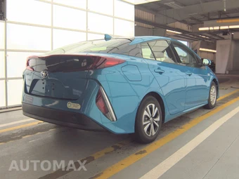 2017 Toyota Prius Prime Premium – miniatura 4