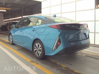 2017 Toyota Prius Prime Premium – miniatura 6