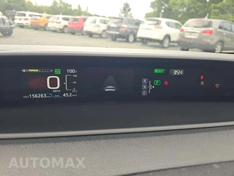 2017 Toyota Prius Two - miniatura 6