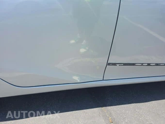 2017 Toyota Prius Two – miniatura 30