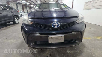 2017 Toyota Prius v Three – miniatura 41