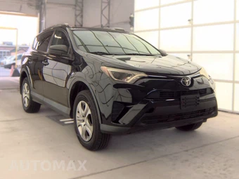 2017 Toyota RAV4 LE – miniatura 3